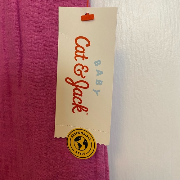 Cat & Jack Pink Baby Girls Gauze Romper NWT - Picture 2 of 5